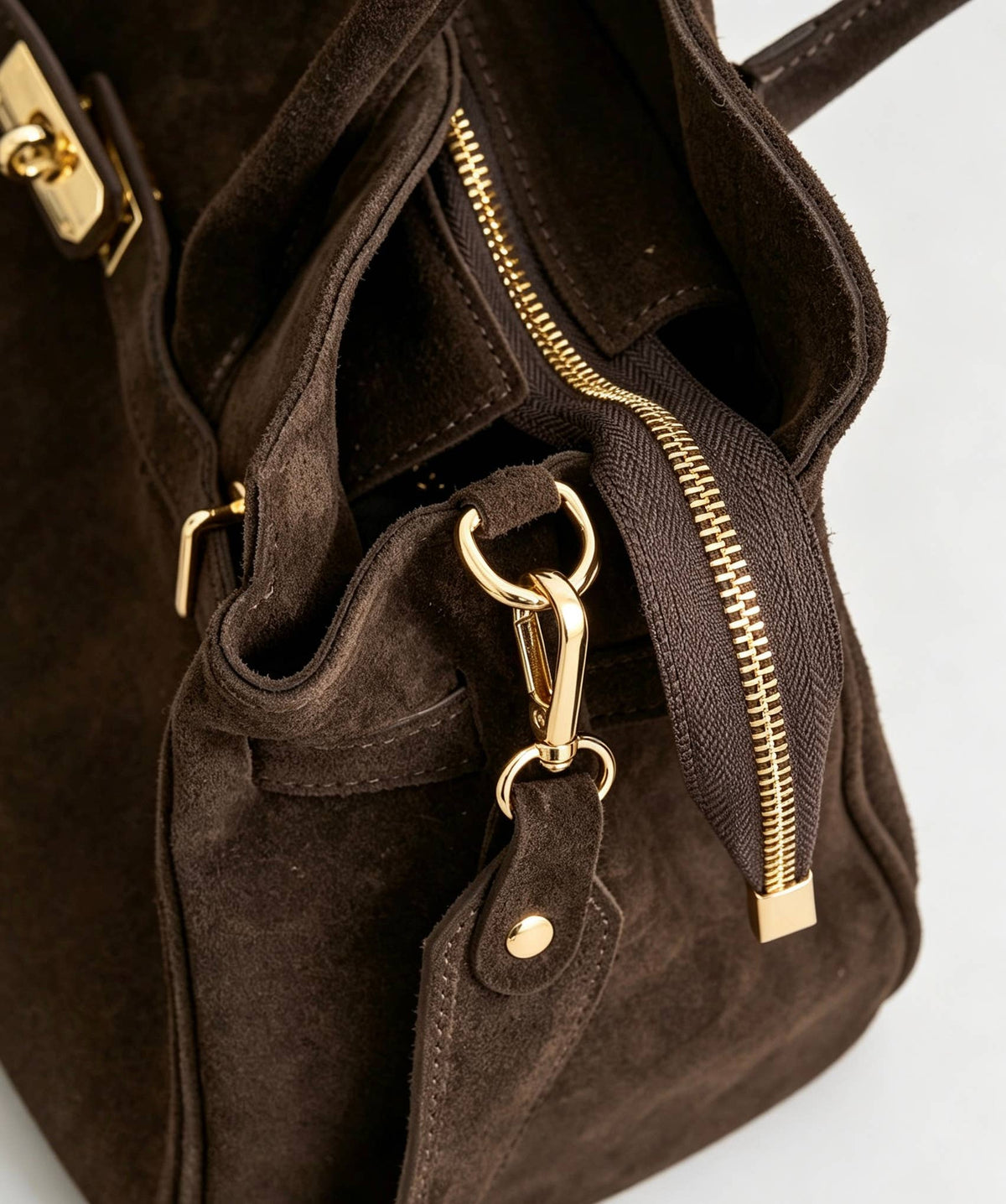 Tote-Tasche aus Wildleder mit goldfarbenen Details – Dunkelbraun