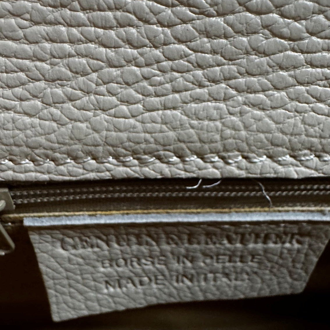 Mini Wildleder-Tasche Beige und | Zhade