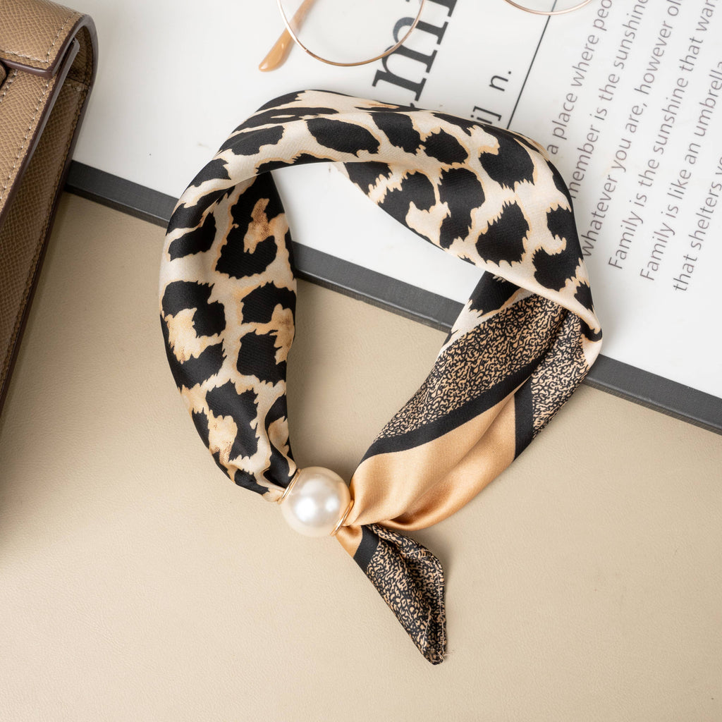 Halstuch mit Magnetperle – Leopard Beige/Schwarz
